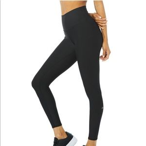 ALO High Waist Airlift Leggings